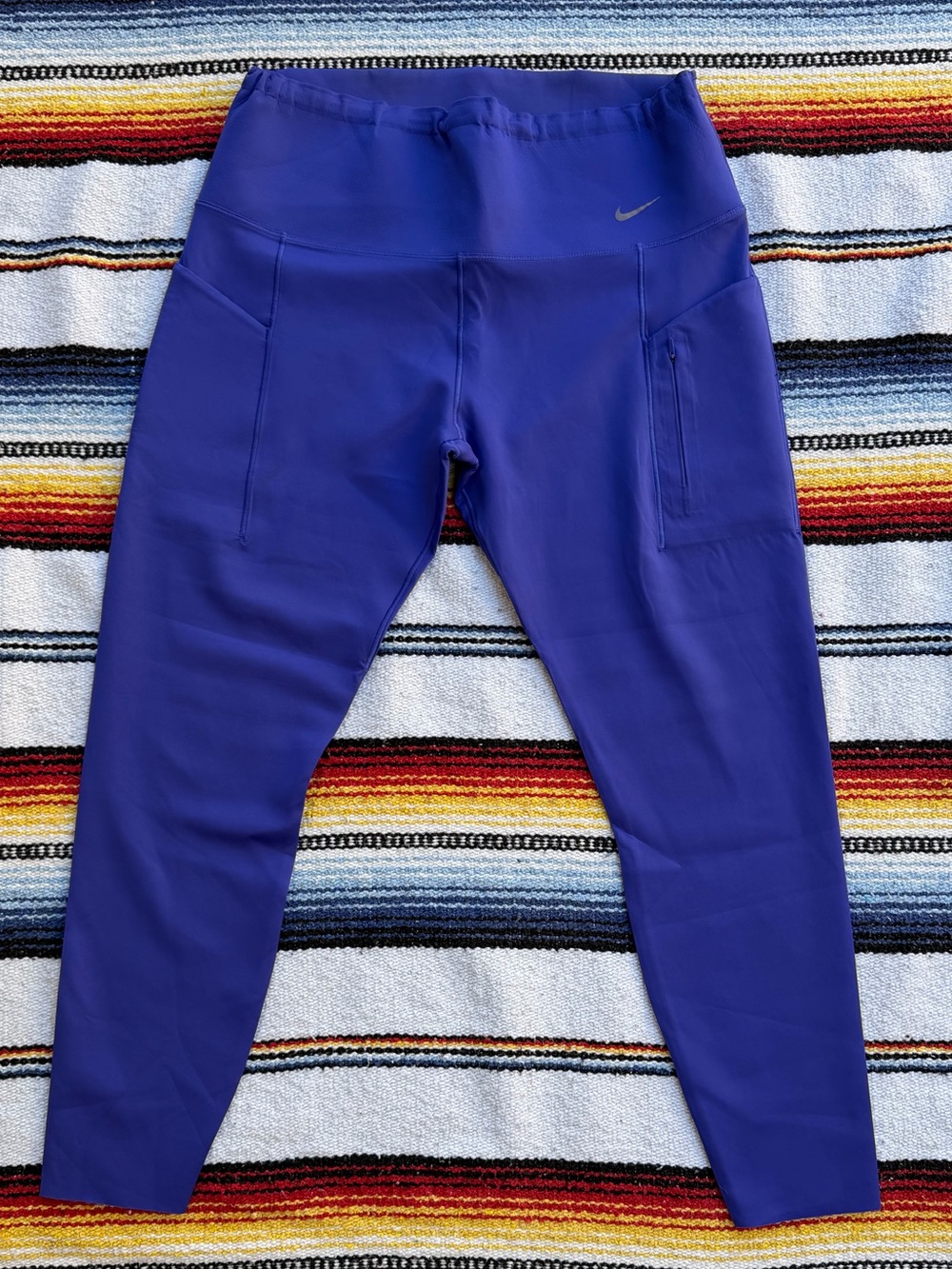 Women’s Nike Go Leggings
